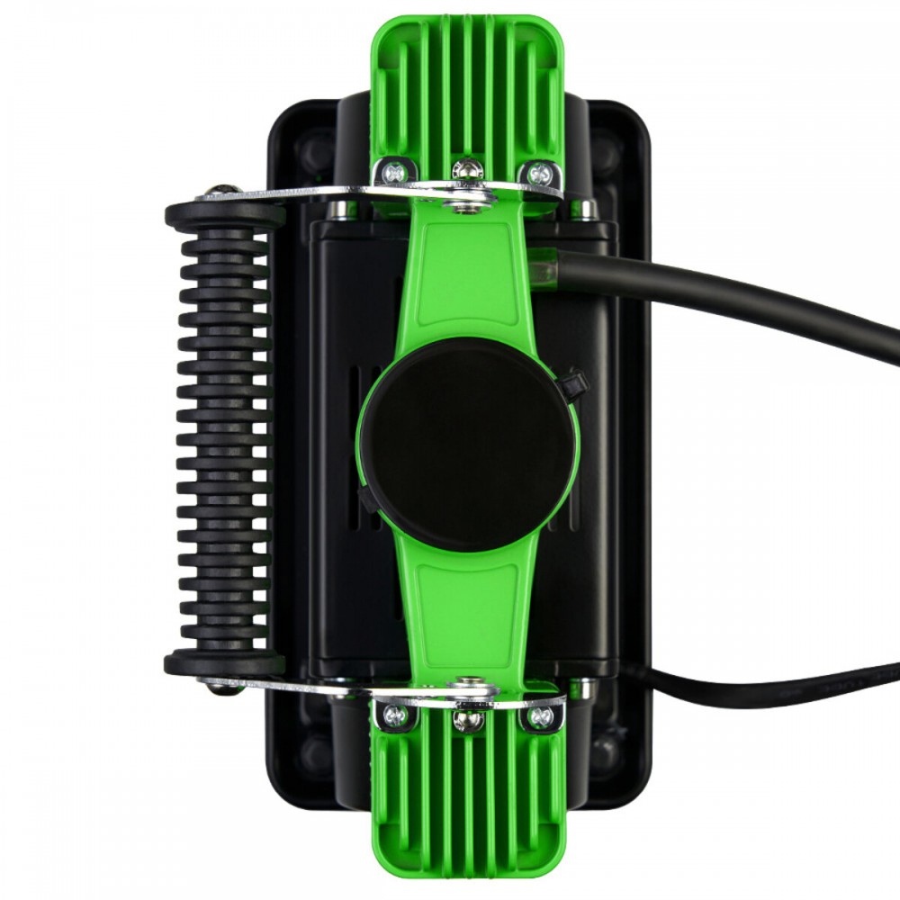 Компрессор автомобильный Winso Pro Extreme 12В, 10 Атм, 90 л/мин с зажимами АКБ 137000